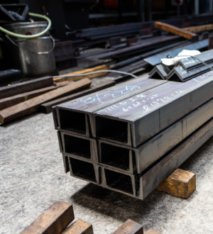 金属製缶全般・特殊鋼材加工